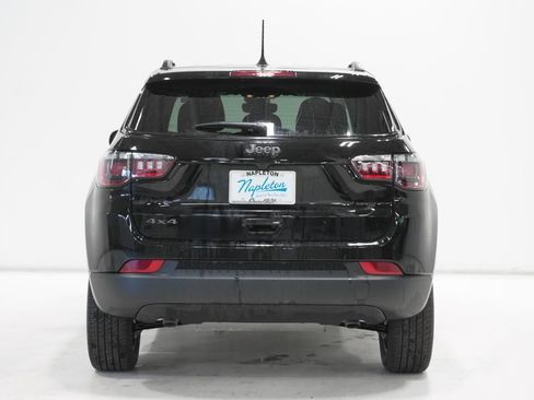 New 2026 Jeep Compass Latitude AWD/4WD image 22