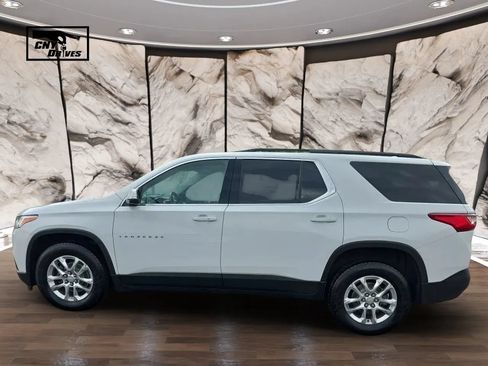 Used 2019 Chevrolet Traverse LT w/ LPO, Floor Liner Package AWD/4WD image 8