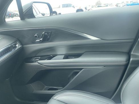 Certified 2024 Cadillac Lyriq Luxury image 31