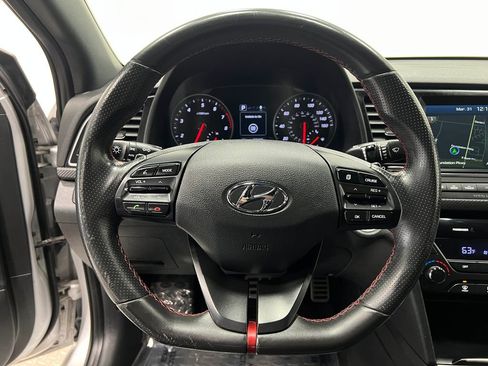 Used 2018 Hyundai Elantra Sport w/ Sport Premium Package 03 FWD image 22