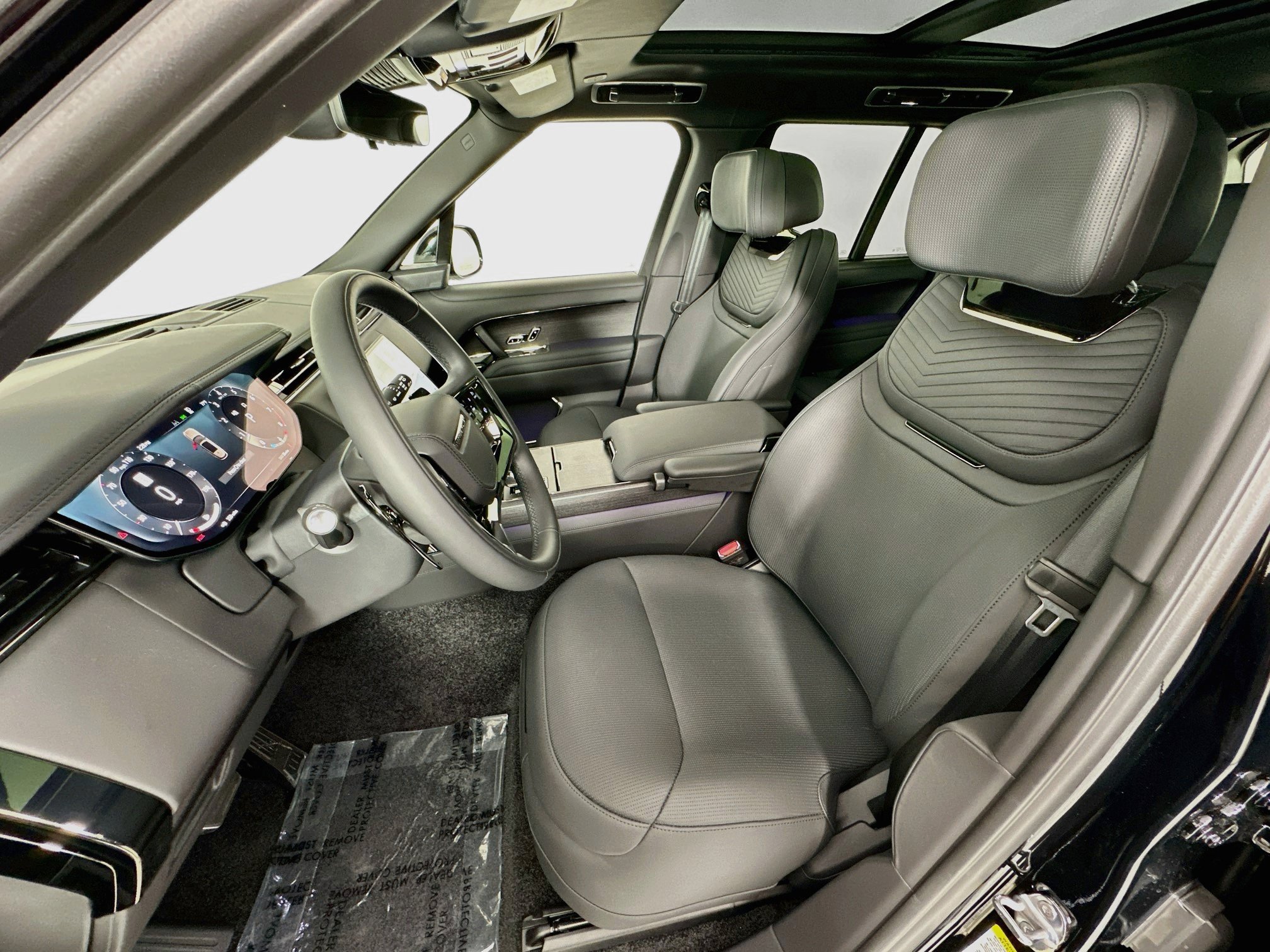 New 2026 Land Rover Range Rover SV AWD/4WD image 19
