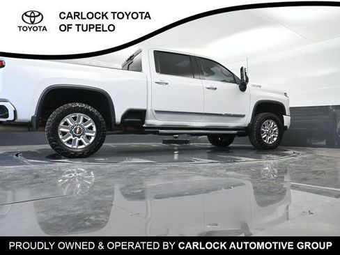 Used 2025 Chevrolet Silverado 2500 High Country w/ High Country Premium Package AWD/4WD image 44