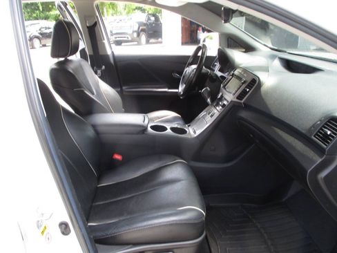 Used 2014 Toyota Venza Limited AWD/4WD image 27