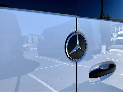 New 2026 Mercedes-Benz Sprinter 2500 image 15