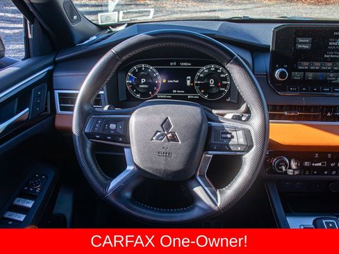 Used 2022 Mitsubishi Outlander SEL image 17