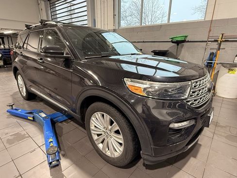 Used 2020 Ford Explorer Limited image 2