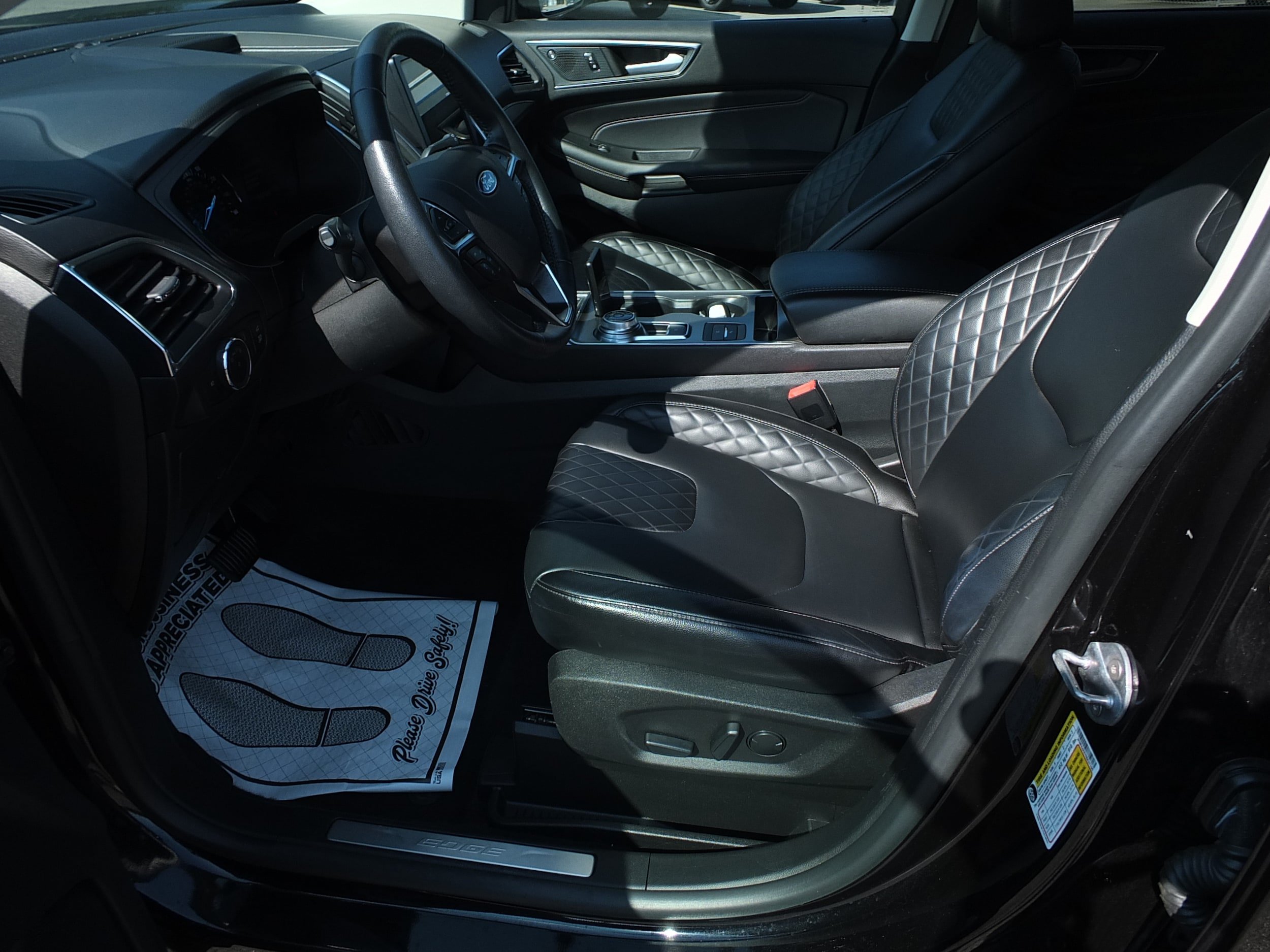 Used 2024 Ford Edge Titanium AWD/4WD image 11