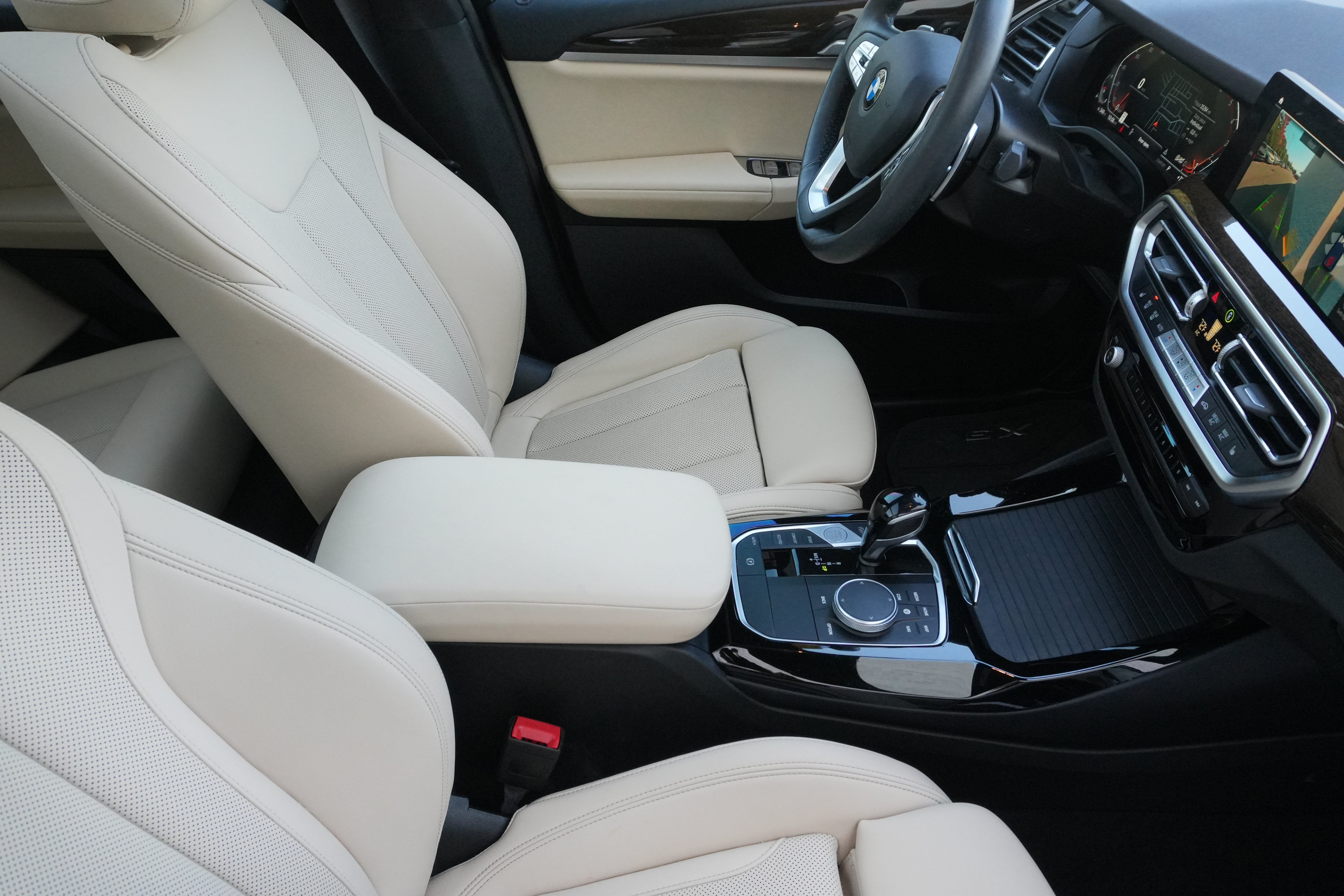 Certified 2024 BMW X3 sDrive30i w/ Convenience Package RWD image 14