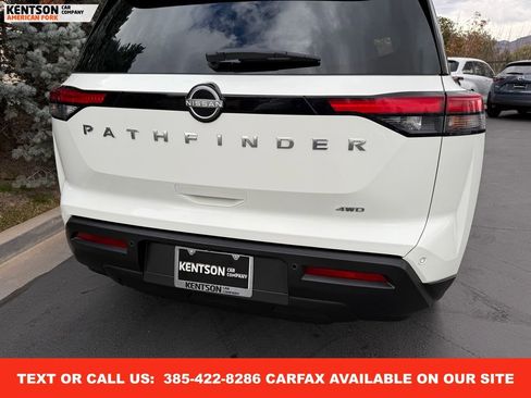 Used 2025 Nissan Pathfinder SV image 39