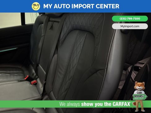 Used 2020 BMW X7 M50i image 26