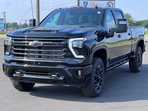 New 2026 Chevrolet Silverado 2500 High Country w/ High Country Premium Package AWD/4WD image 45