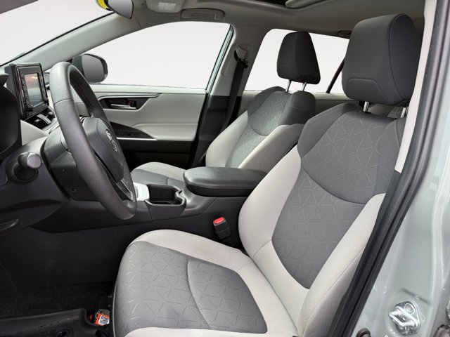 Certified 2022 Toyota RAV4 XLE w/ Convenience Package AWD/4WD image 12