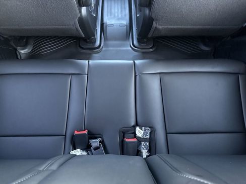 New 2027 Kia Telluride S image 32