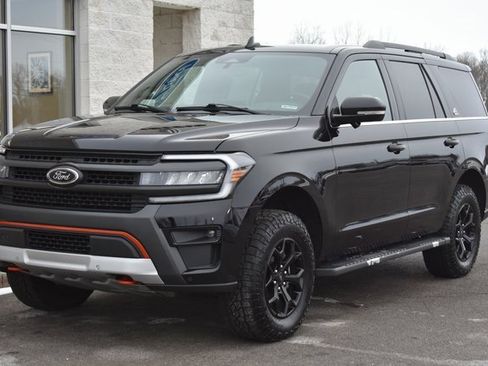 Used 2022 Ford Expedition Timberline image 9