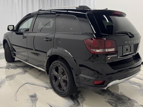 Used 2019 Dodge Journey Crossroad AWD/4WD image 6