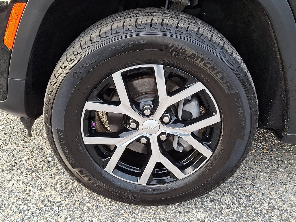 Used 2026 Jeep Grand Cherokee Limited AWD/4WD image 9