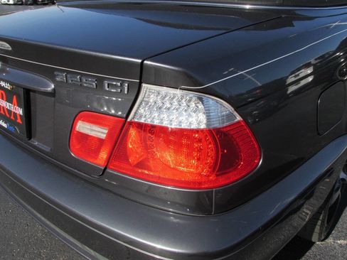 Used 2005 BMW 325Ci Convertible RWD image 26