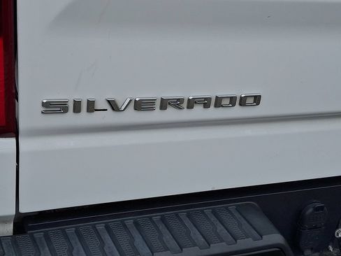 Used 2020 Chevrolet Silverado 1500 LT Trail Boss AWD/4WD image 31