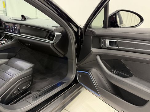 Certified 2022 Porsche Panamera 4 Platinum Edition image 21