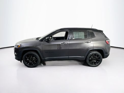 Used 2023 Jeep Compass Latitude w/ Convenience Group AWD/4WD image 8