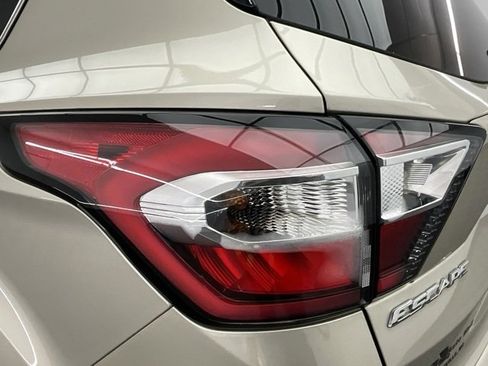 Used 2017 Ford Escape SE w/ SE Cold Weather Package image 24