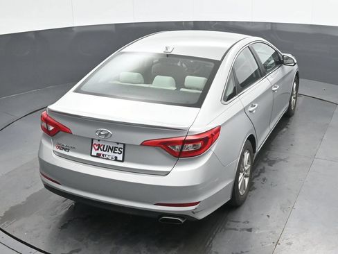 Used 2017 Hyundai Sonata SE FWD image 26