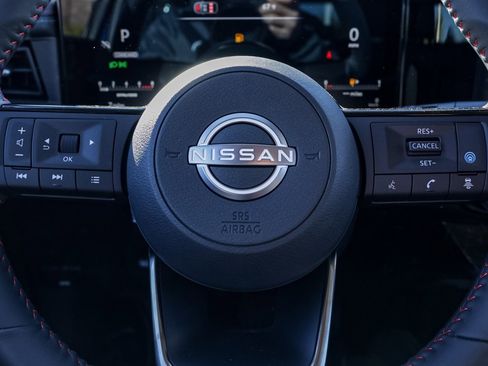 New 2026 Nissan Kicks SR image 25