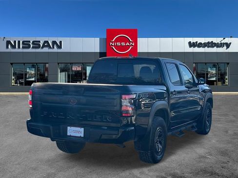 Used 2025 Nissan Frontier PRO-4X image 7