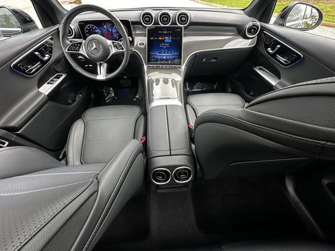 Certified 2026 Mercedes-Benz GLC 300 image 27