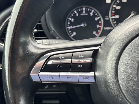 Used 2023 MAZDA MAZDA3 s image 18