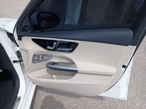 Used 2025 Mercedes-Benz C 300 Sedan image 45