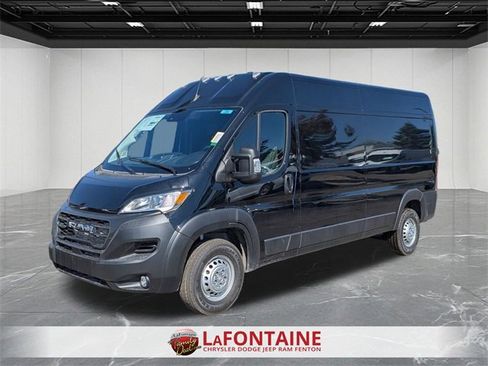 New 2026 RAM ProMaster 2500 w/ Convenience Group image 1