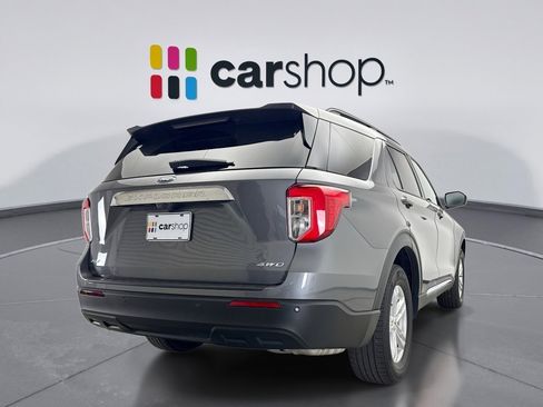 Used 2023 Ford Explorer XLT image 5