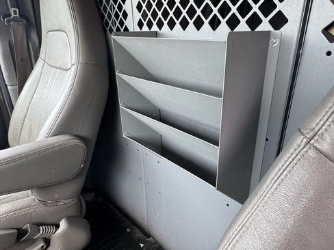 Used 2017 Chevrolet Express 2500 image 16