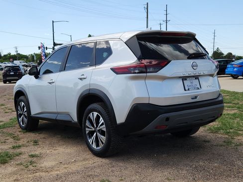 Used 2023 Nissan Rogue SV AWD/4WD image 3