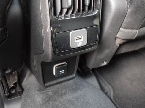Used 2024 Jeep Compass Limited w/ Sun and Sound Group AWD/4WD image 36