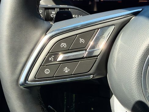 Used 2025 Buick Enclave Sport Touring image 37