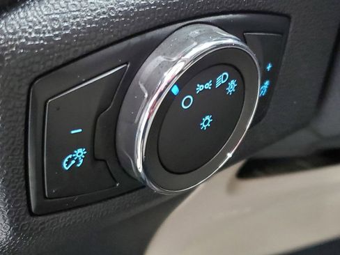 Used 2021 Ford EcoSport S image 26