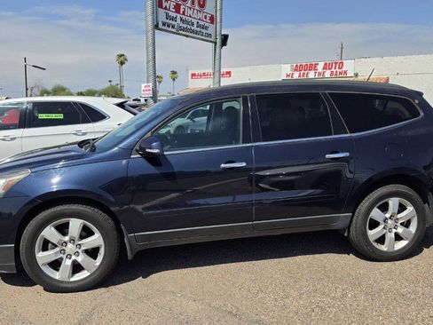 Used 2016 Chevrolet Traverse LT w/ Traveler's Package AWD/4WD image 1