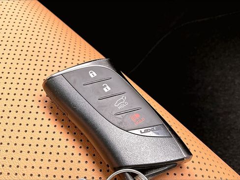 Used 2025 Lexus UX 300h FWD w/ Cold Area Package image 15