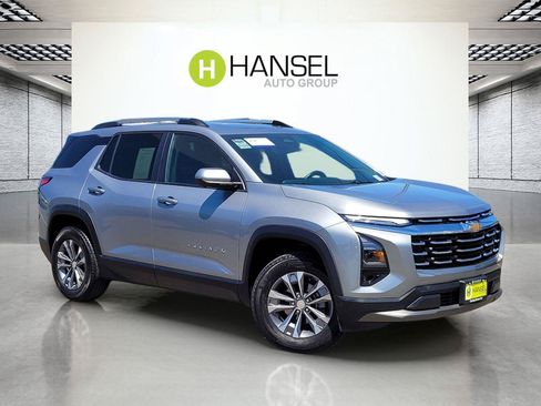 Used 2025 Chevrolet Equinox LT w/ Convenience Package II AWD/4WD image 1