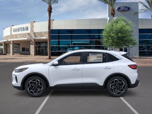 New 2026 Ford Escape Platinum w/ Premium Technology Package image 3