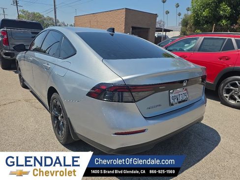 Used 2025 Honda Accord SE image 4