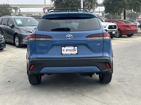 Certified 2026 Toyota Corolla Cross LE image 6