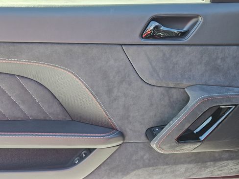 Used 2021 Lotus Evora image 25