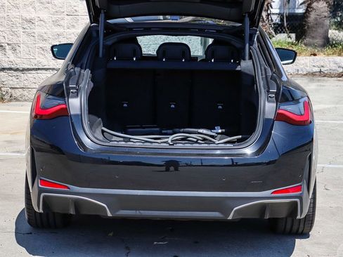 Used 2023 BMW i4 eDrive40 w/ Premium Package image 28