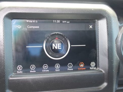 Used 2022 Jeep Gladiator Sport AWD/4WD image 30