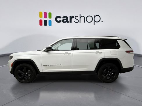 Used 2023 Jeep Grand Cherokee L Limited w/ Black Appearance Package AWD/4WD image 2