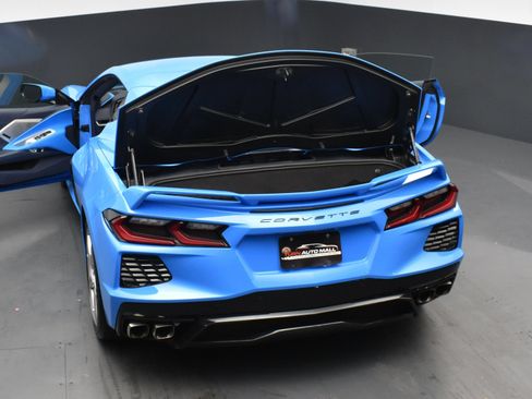 Used 2022 Chevrolet Corvette Stingray Premium Conv w/ Z51 Performance Package RWD image 28