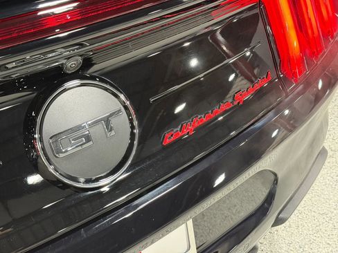 Used 2019 Ford Mustang GT Premium w/ Equipment Group 401A RWD image 63